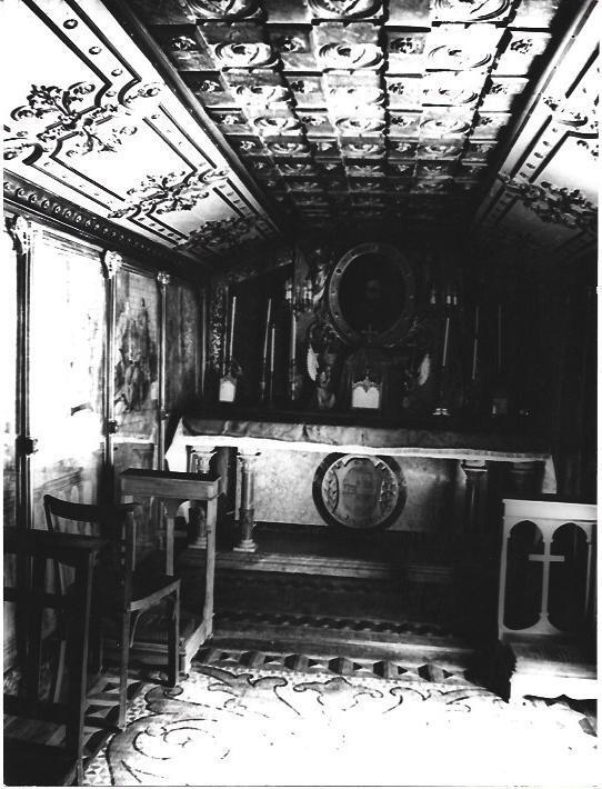 VARIOS 6920: Cripta con altar y reflectorios