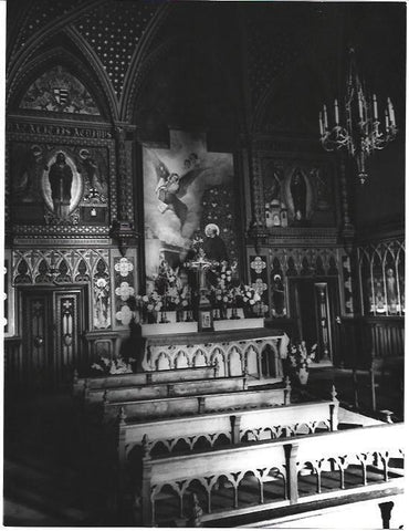 VARIOS 6884: Interior de iglesia con altar y pinturas murales