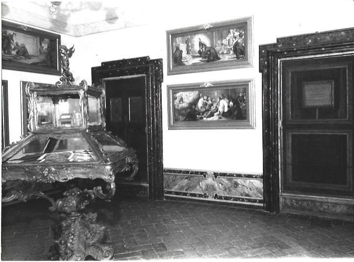VARIOS 6871: Sala con tumbas de Francisco Borgia y Stalinsnaus Kostka