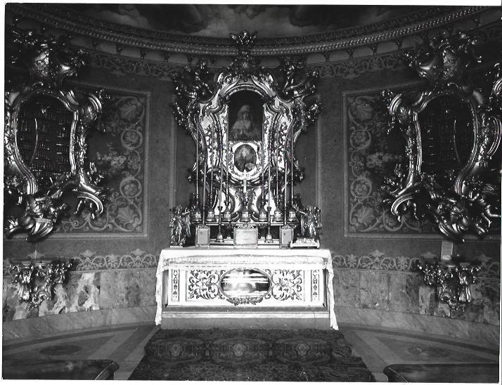 VARIOS 6890: altar con retablo de plata