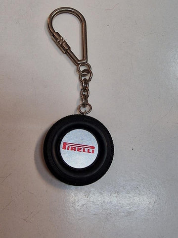 Llavero: Pirelli, neumáticos