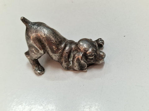 Figura de metal: perro, creemos que de raza Beagle