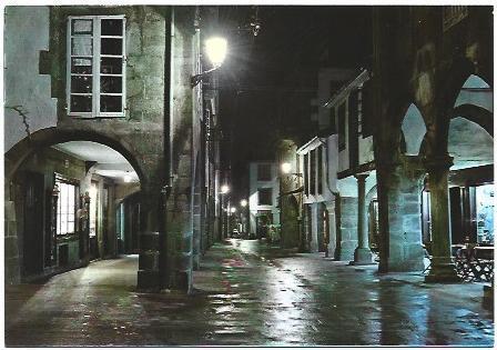 POSTAL A6744: Rua del Villar de noche, Santiago de Compostela