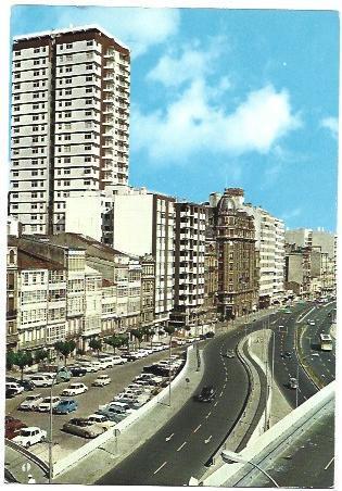 POSTAL A6718: Avenida de Linares Rivas en La Coruña