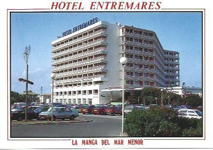 POSTAL A6797: Hotel Entremares. La Manga del Mar Menor