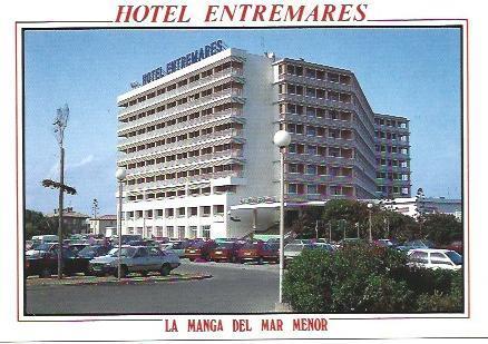 POSTAL A6774: Hotel Entremares en La Manga del Mar Menor