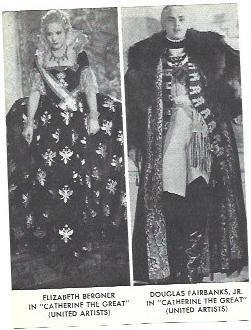 LAMINA 40076: Elisabeth Bergner y Douglas Fairbanls Jr