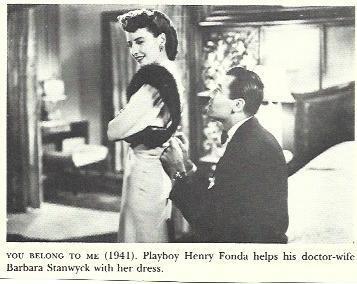 LAMINA 39680: Escena de You belong to me con Henry Fonda