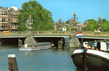 POSTAL PV13258: River Amstel with the Blue Bridge, Amsterdam