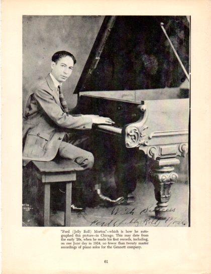 LAMINA V50363: Ferd Jelly Roll Morton playing piano 20s