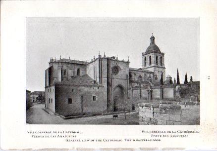 LAMINA V49612: Ciudad Rodrigo. Vista general de la Catedral puerta de Las Amazuelas