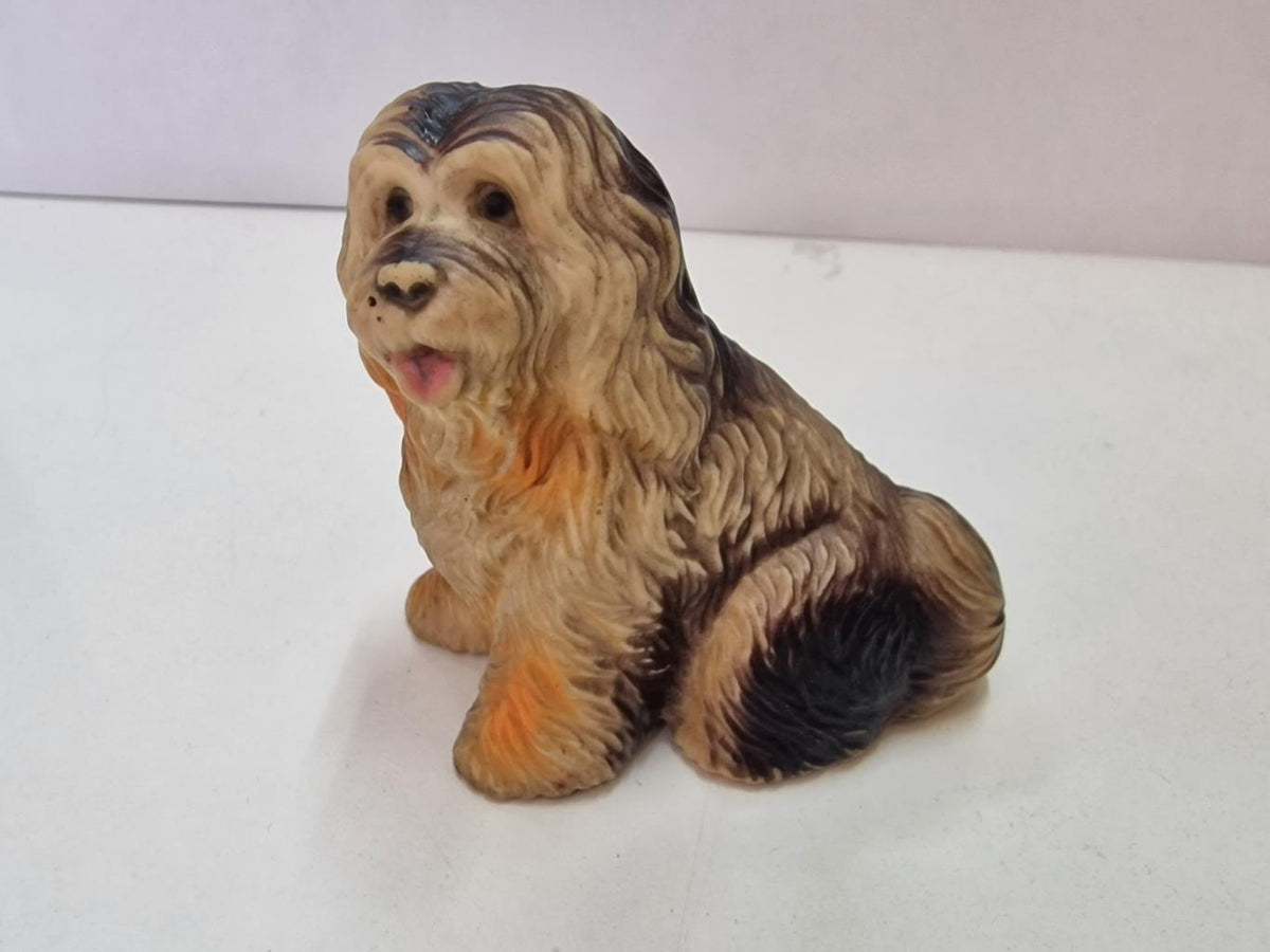 Figura de goma: Perro de raza Antiguo pastor inglés