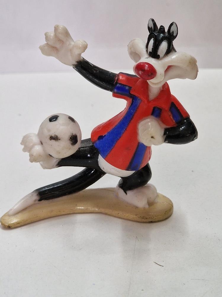 Figura Pvc: Gato Silvestre de los Looney Tunes, jugador del Barça