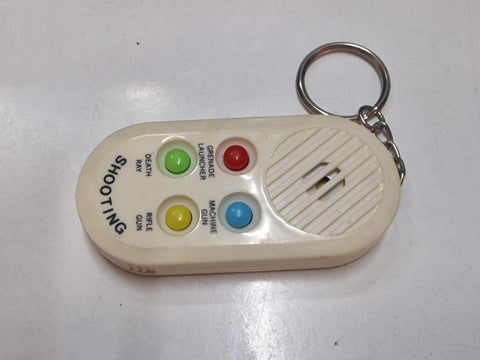 Llavero: con varios sonidos (Desconocemos si funcionan)