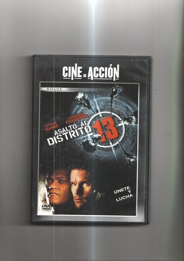 Pelicula en DVD: Asalto al distrito 13. Interpretado por Ethan Hawke y Laurence Fishburne