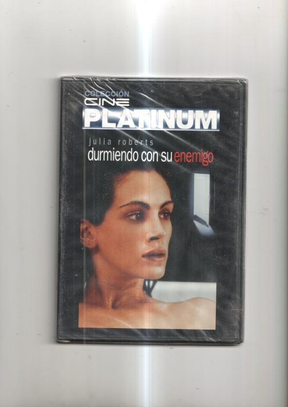 DVD: Durmiendo con su enemigo (precintado). Protagonizada por Julia Roberts