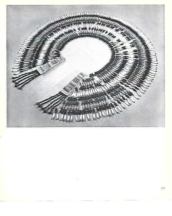LAMINA 40809: Collar funerario