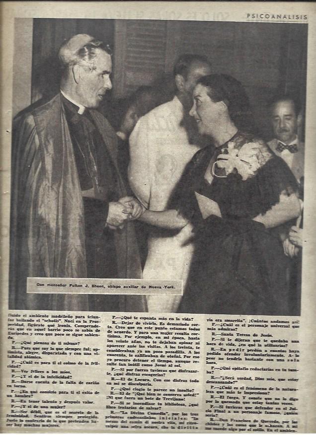 LAMINA 40917: Maria Fernanda Ladron de Guevara con Monseñor Fulton