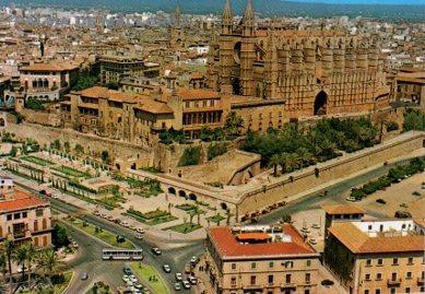 POSTAL PV13427: Catedral y Huerto del Rey Palma de Mallorca