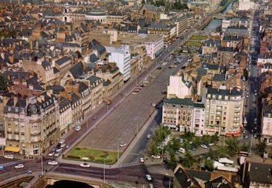 POSTAL PV13411: Rennes vue aerienne, France