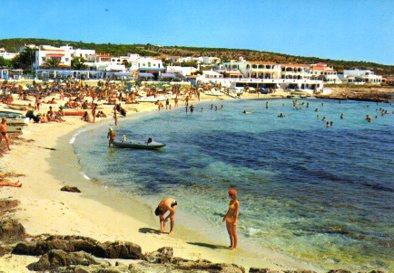 POSTAL PV13365: Playa de Punta Prima, Menorca