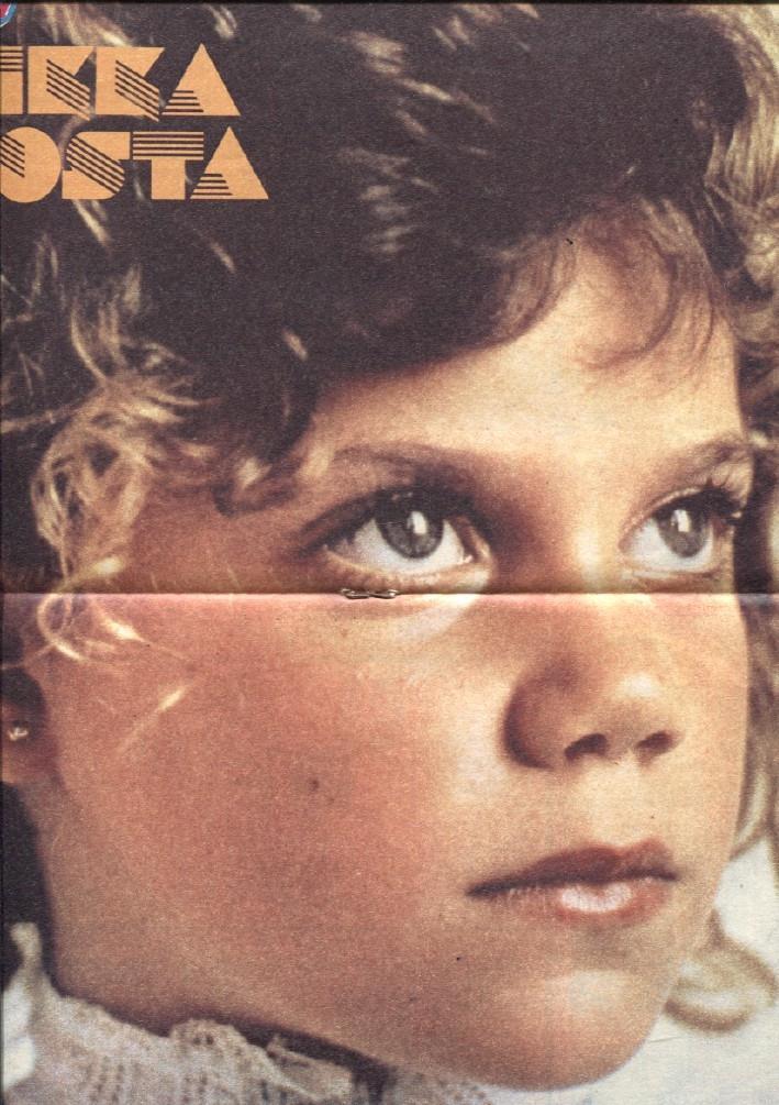 Lily numero 1061: Poster central de Nikka Costa