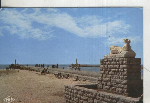 Postal 4412 : Le Grau D,Agde-Herault: Le monument, les jeters