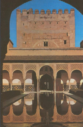 Postal 4977 : Patio de Arrayanes en la Alhambra en Granada