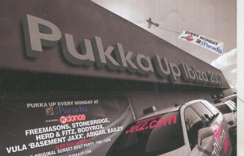 Postal 5879: Publicitaria Pukka Up Ibiza 2007