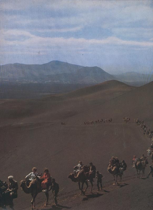Ascension a la montaña de fuego en lanzarote