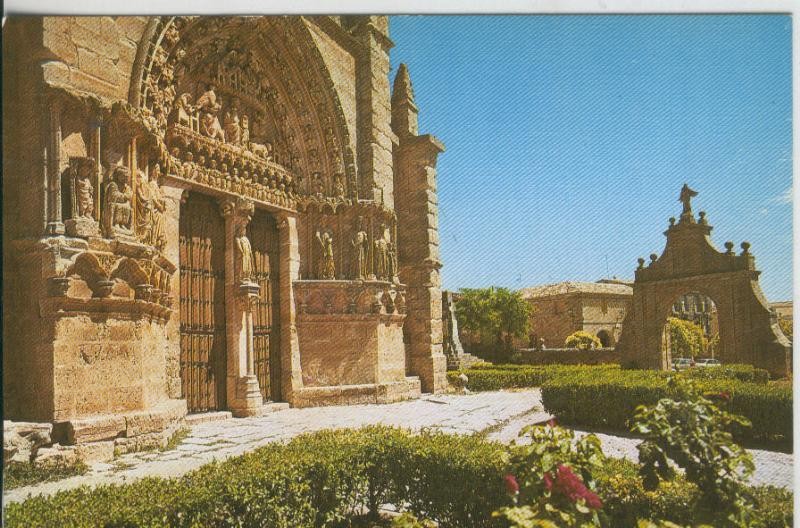 Postal 008503: Portada Gotica de la iglesia parroquial de Sasamon, Burgos