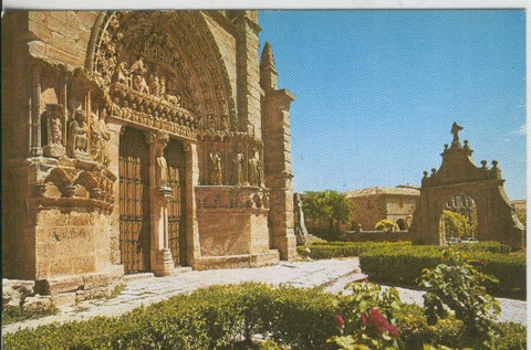 Postal 008503: Portada Gotica de la iglesia parroquial de Sasamon, Burgos