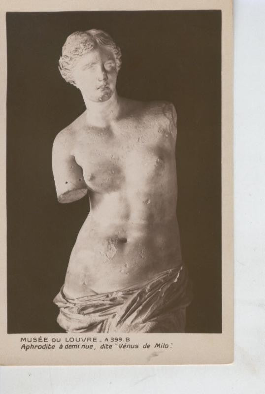 Postal 008523:  Musee du Louvre: Aphrodite a demi nue, Venus de Milo
