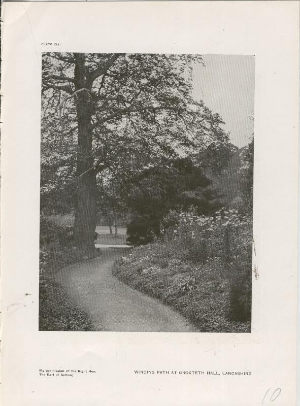 Jardines ingleses lamina 10: Winding Path at Croxteth Hall, Lancashire