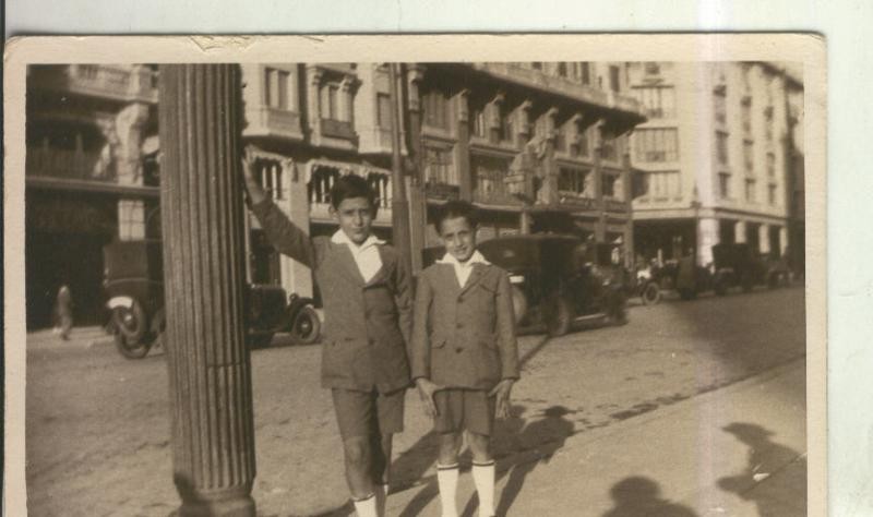 Postal 010523: Foto adolescentes en Barcelona