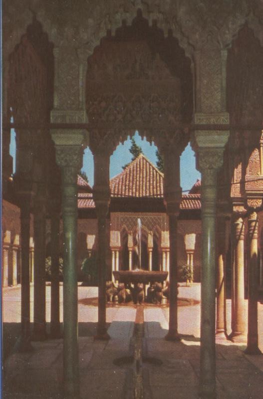 Postal 004987 : Patio de los Leones de la Alhambra de Granada