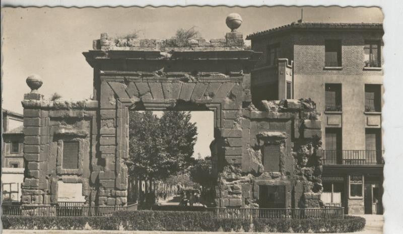 Postal 008910: Puerta del Carmen de Zaragoza
