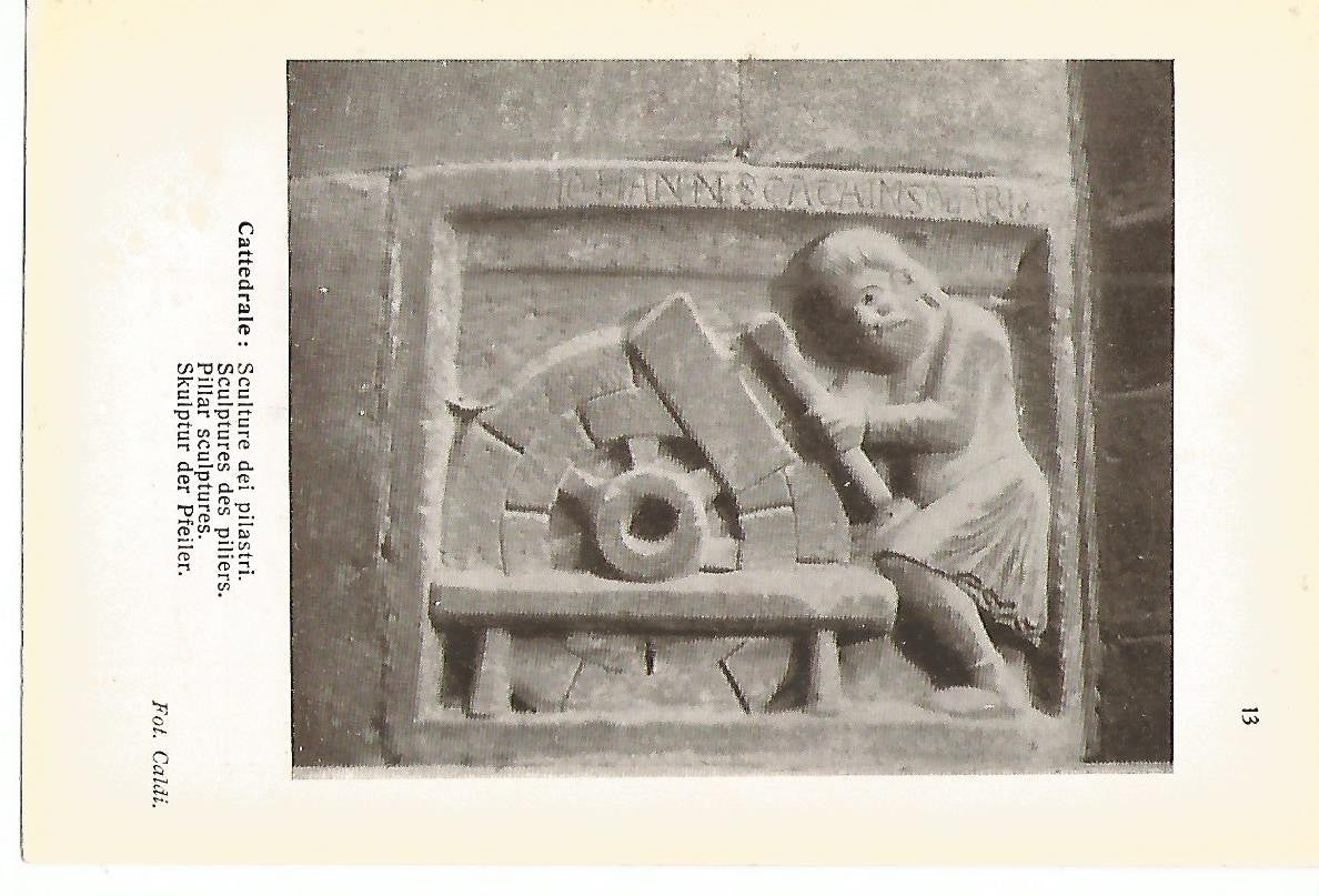 Lamina 635: CATEDRAL DE PIACENZA. Escultura de la pilastra