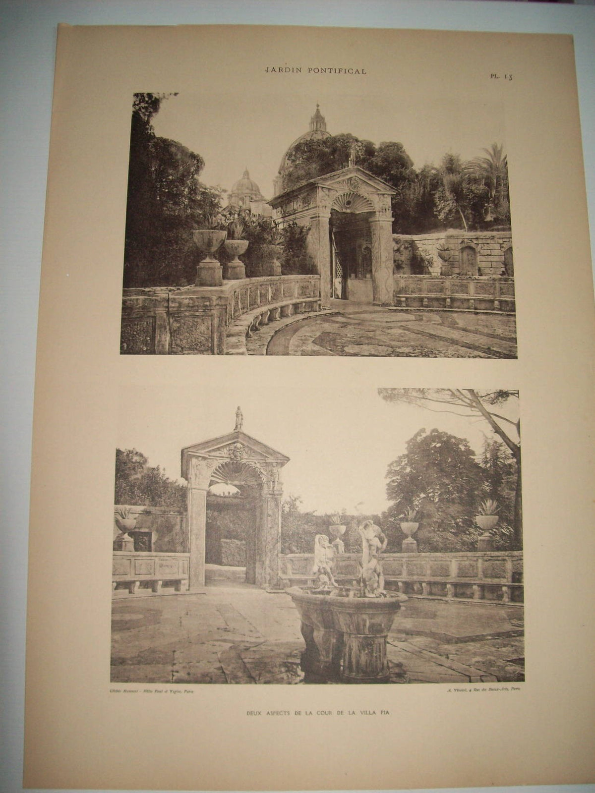 Lamina 1133: JARDIN PONTIFICAL DU VATICAN. DEUX ASPECTS DE LA COUR DE LA VILLA PIA