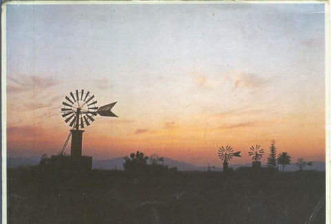 Postal 5510 : Molinos nocturnos, foto de Ricard Pla Boada