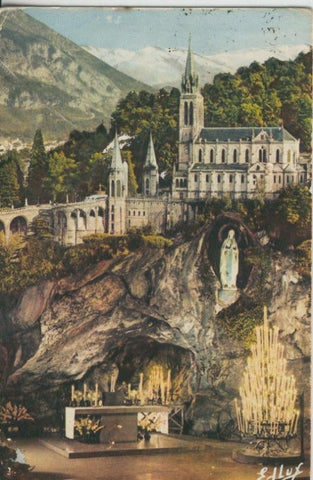 Postal 008399: La Gruta y la Basilica de Lourdes