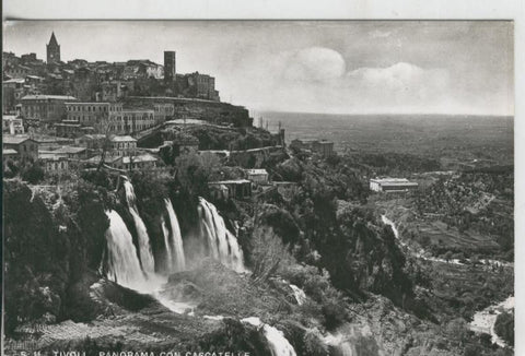 Postal 008900: Tivoli, Panorama avec petit cascades