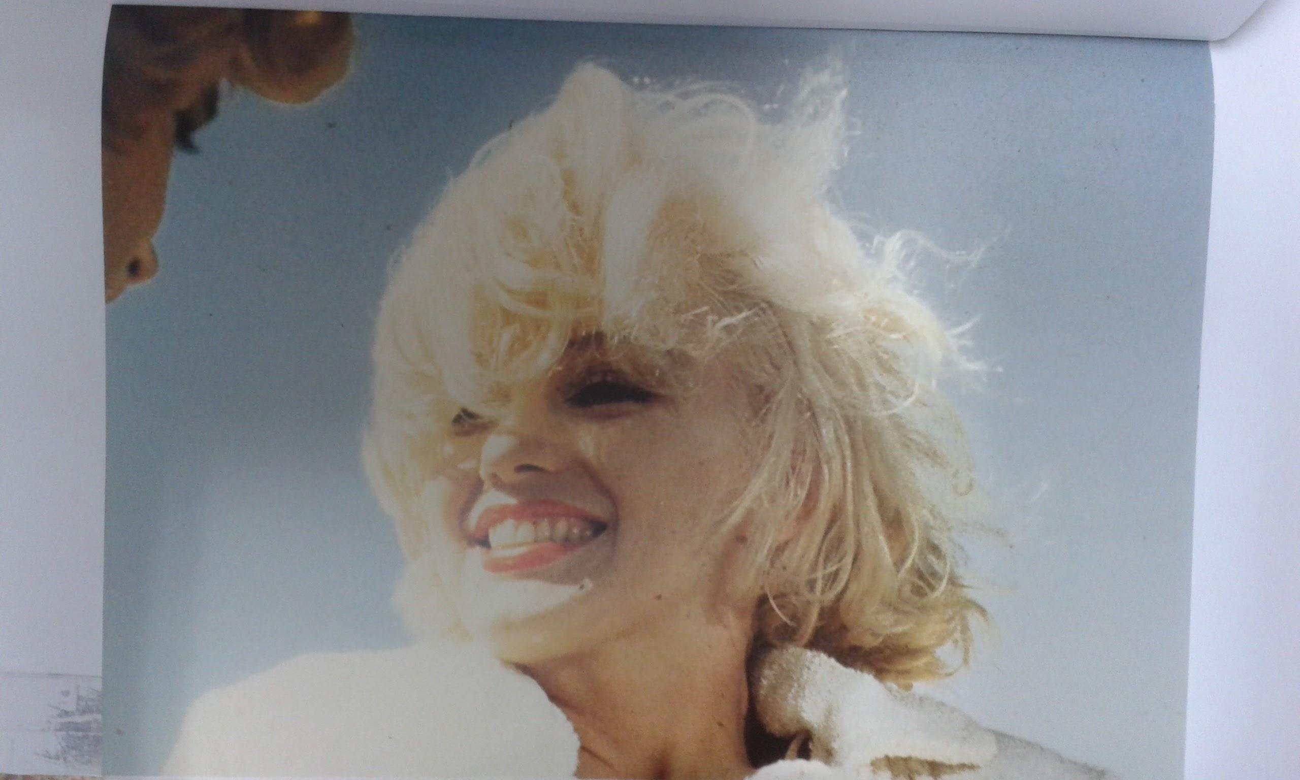 Lamina Marilyn Monroe numerada trasera 22