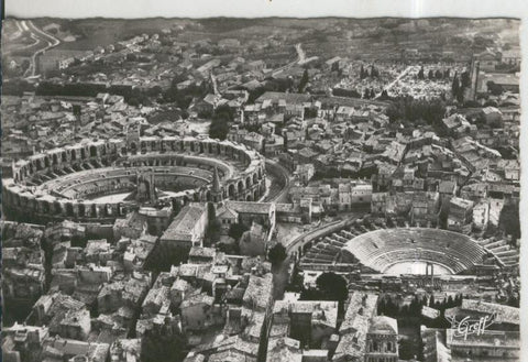 Postal 009978:  Les Arenes et le theatre angique de Arles, Francia