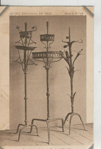 Postal 010202: Vich: museu episcopal:  canalobres de ferro