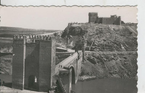 Postal 008635: Puente de Alcantara y Castillo de San Servando de Toledo
