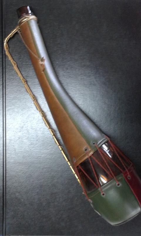 Botella licor con funda