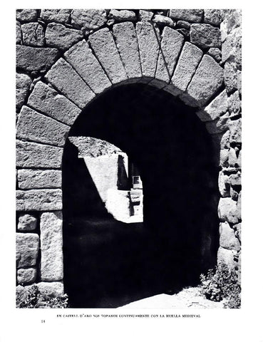 LAMINA 5685:Huella medieval en Castell D Aro