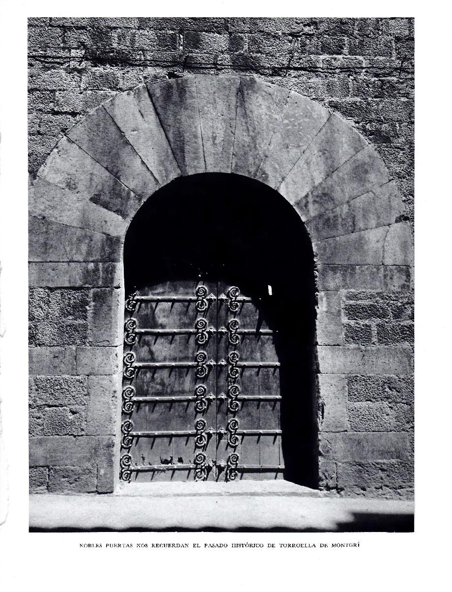 LAMINA 5776: Puertas nobles en Torroella de Montgri