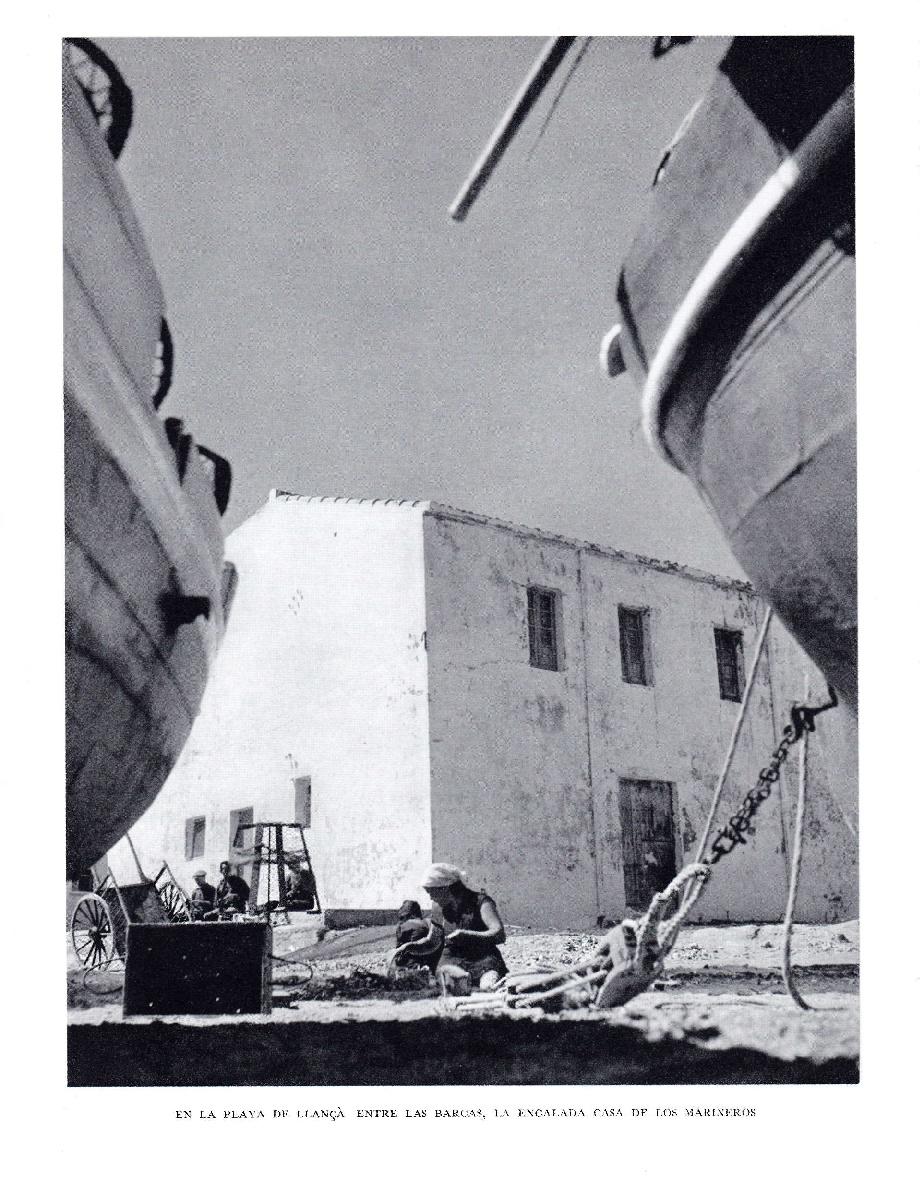 LAMINA 5853: Barcas y casa marineros en playa Llança